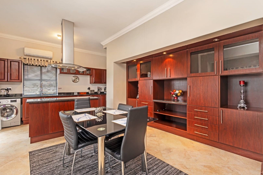 13 Bedroom Property for Sale in Plattekloof Western Cape